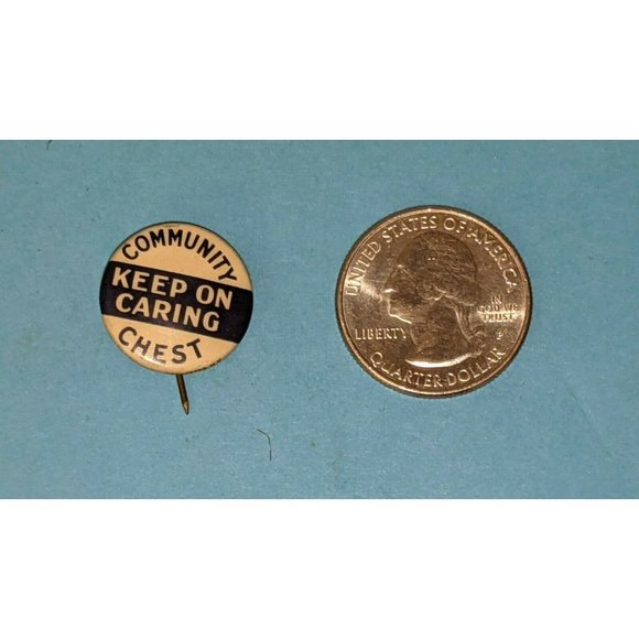 Vintage COMMUNITY CHEST KEEP ON CARING BLUE AND WHITE B. CO. ROC Pinback Button - Picture 2 of 4